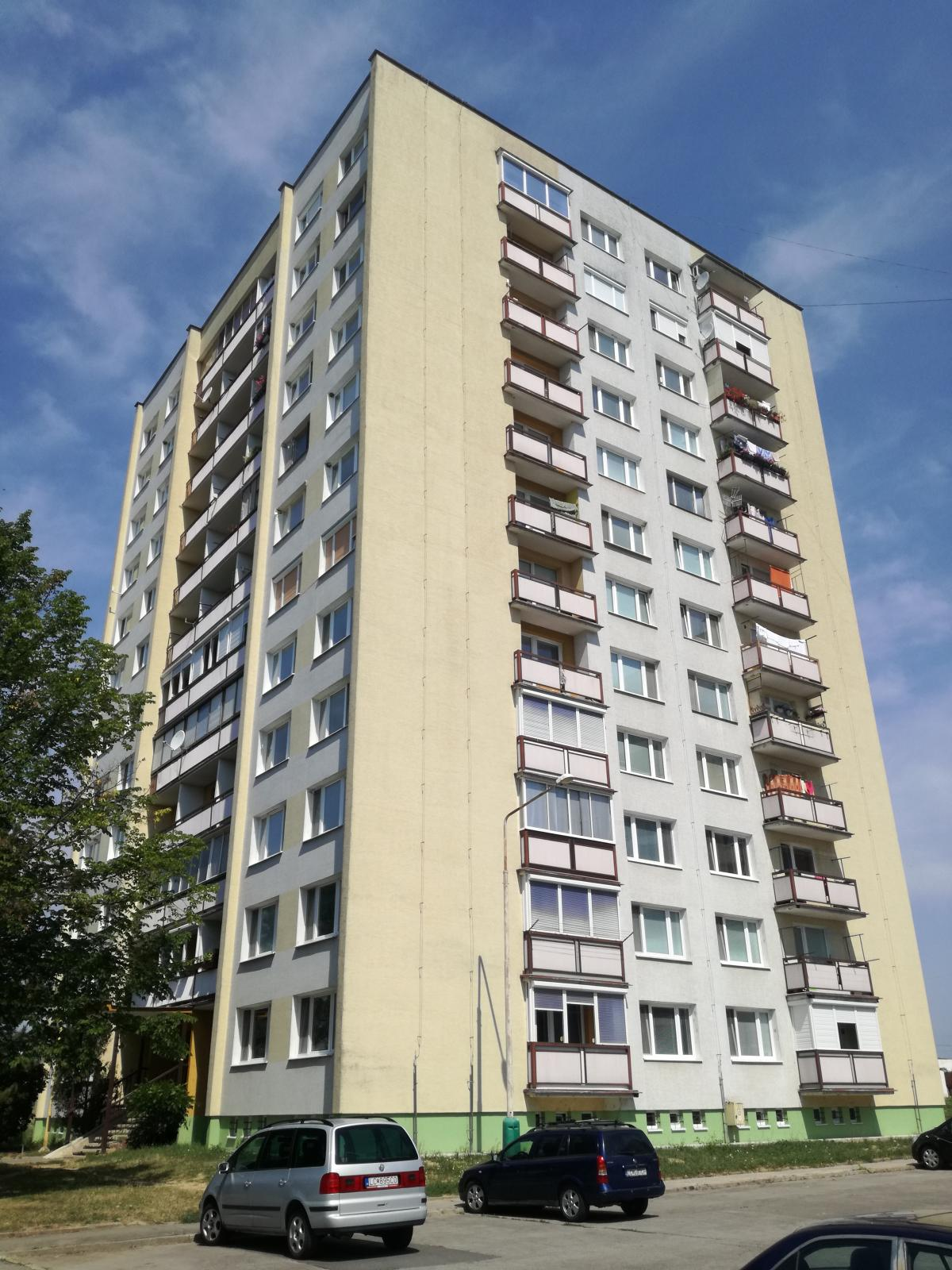 Blok F14 vchod 4