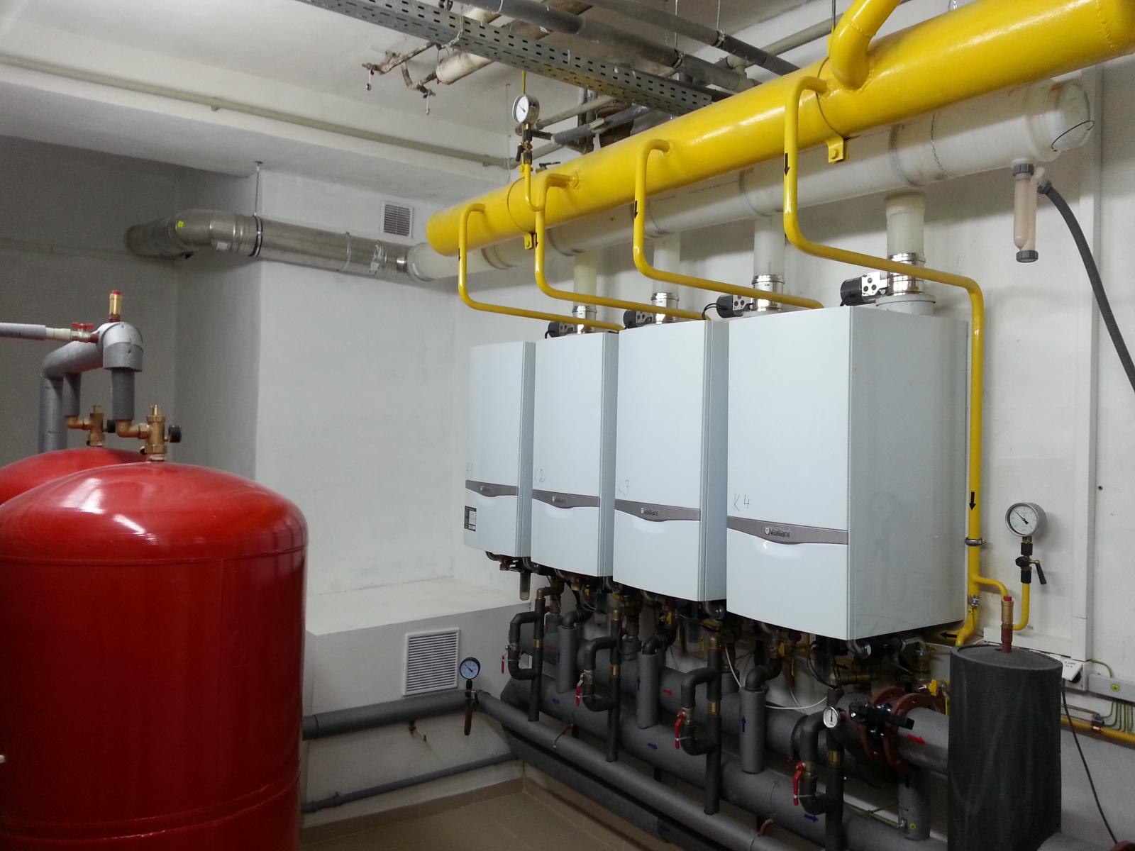 Kaskáda plynových kotlov Vaillant s expanznou nádobou